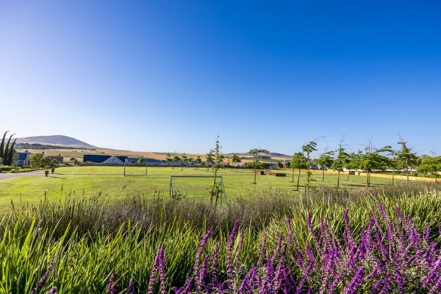 4 Bedroom Property for Sale in Graanendal Western Cape